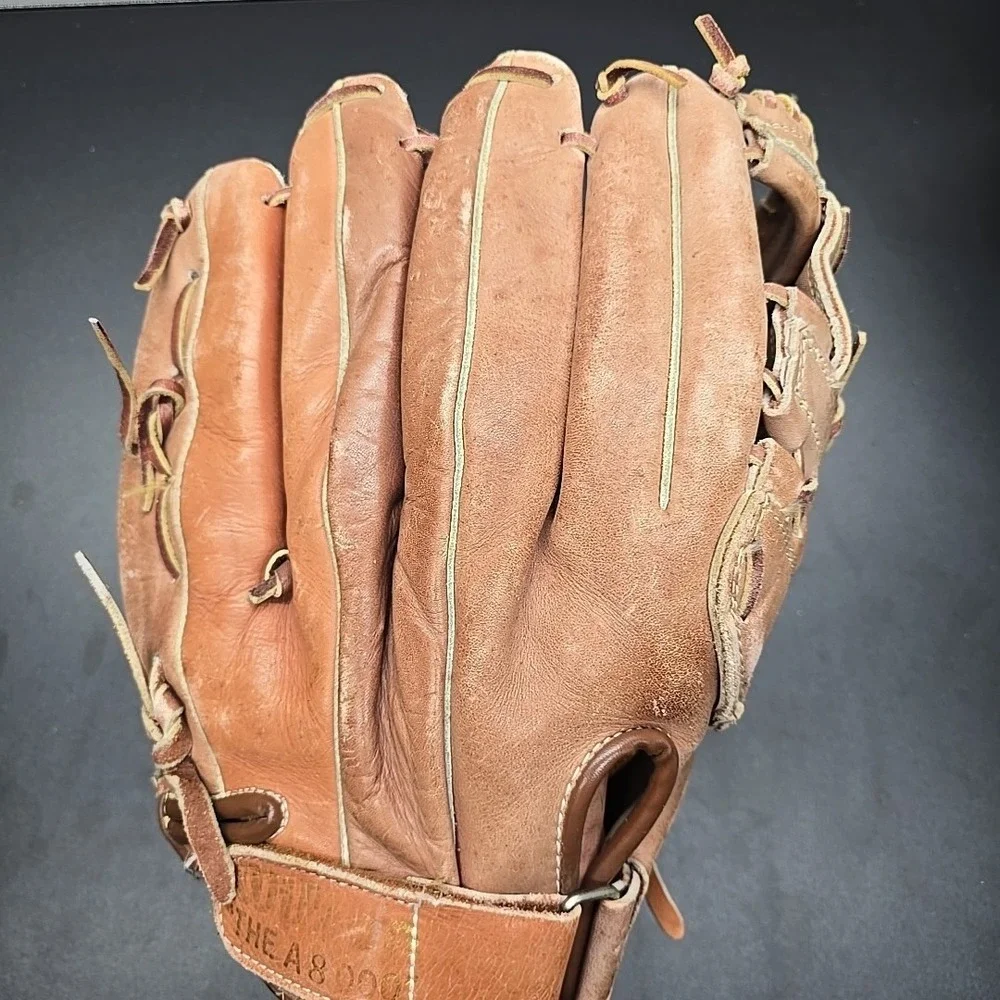Wilson The A8000 XXL RHT Baseball Softball Glove